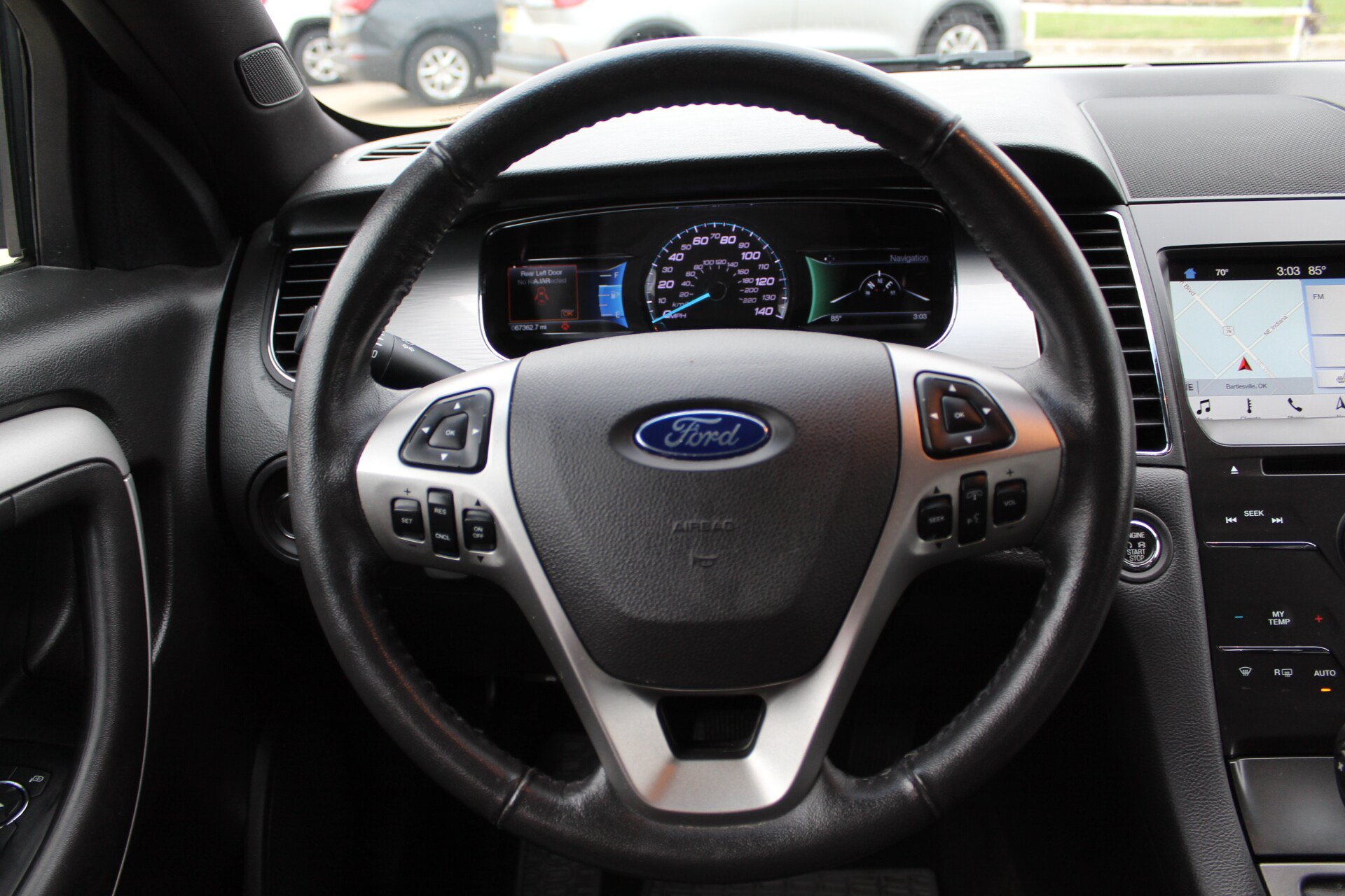 Used 2018 Ford Taurus SEL w/ Equipment Group 201A FWD image 21