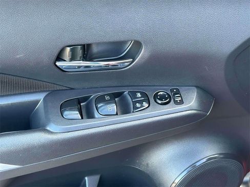 Certified 2023 Nissan Kicks SV image 16