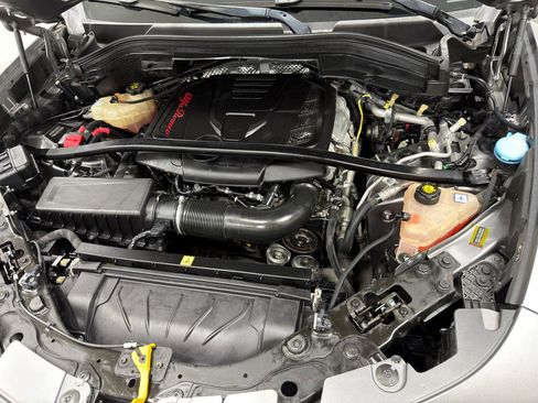 Used 2018 Alfa Romeo Stelvio Sport w/ Quick Order Package 22J Sport image 36