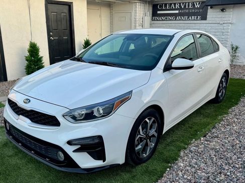 Used 2021 Kia Forte LXS image 2