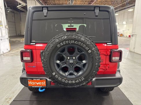 Used 2023 Jeep Wrangler Unlimited w/ Cold Weather Group image 7