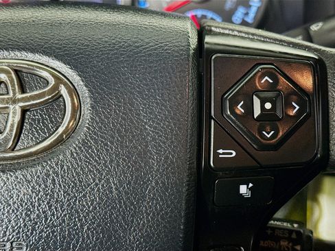 Used 2019 Toyota Tacoma SR image 14