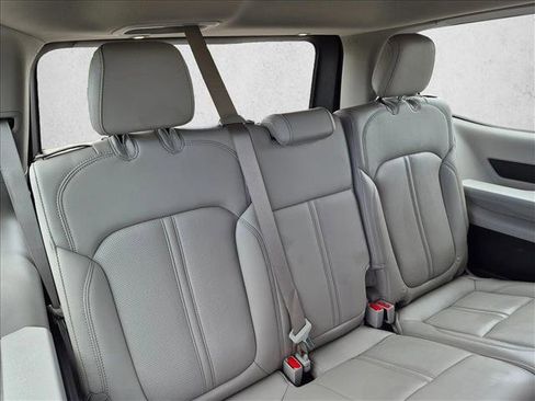 Used 2022 Jeep Wagoneer Series II AWD/4WD image 19