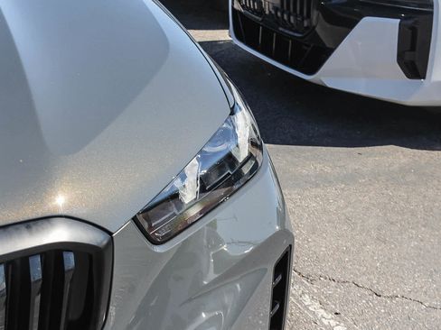 Used 2026 BMW X5 sDrive40i w/ M Sport Package RWD image 10