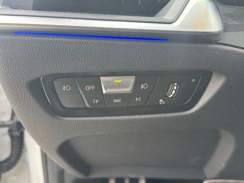 Certified 2022 BMW 330i xDrive Sedan w/ M Sport Package image 16