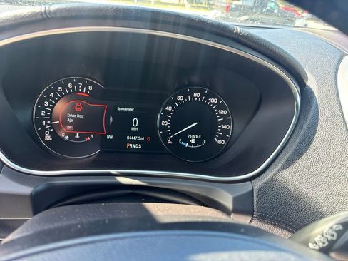 Used 2018 Lincoln MKX Reserve w/ Lincoln MKX Climate Package image 11