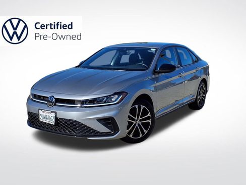 Certified 2025 Volkswagen Jetta Sport image 1