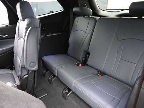 Used 2023 Buick Enclave Essence w/ Experience Buick Package image 16