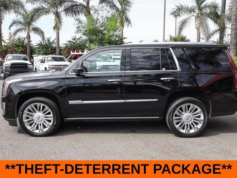 Used 2019 Cadillac Escalade Platinum AWD/4WD image 5