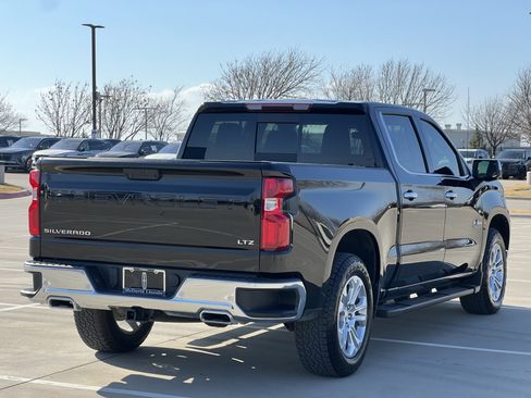 Used 2023 Chevrolet Silverado 1500 LTZ image 9