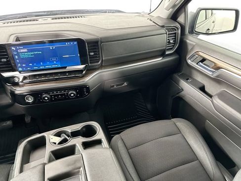 Used 2023 Chevrolet Silverado 1500 LT AWD/4WD image 25