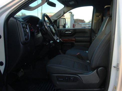 Used 2023 Chevrolet Silverado 2500 LT w/ Convenience Package AWD/4WD image 9