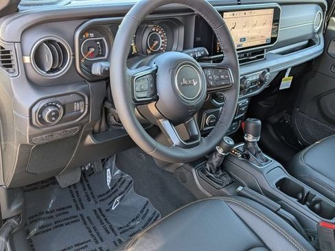 New 2026 Jeep Gladiator Sport AWD/4WD image 14