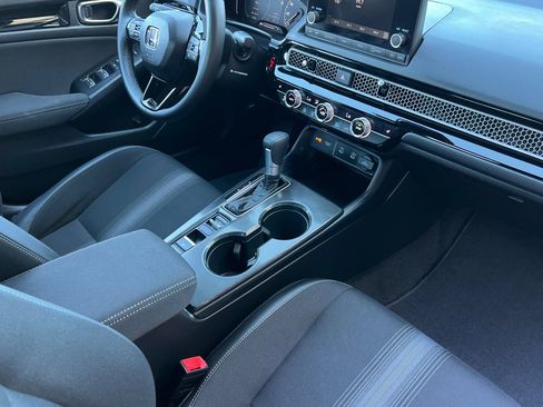Used 2025 Honda Civic Sport image 15
