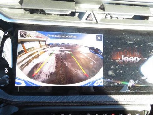 New 2026 Jeep Cherokee Limited image 21