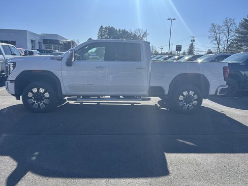 New 2026 GMC Sierra 2500 Denali w/ Denali Reserve Package image 2