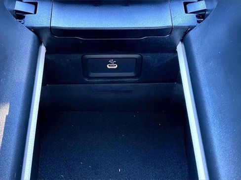 Certified 2025 Mercedes-Benz C 300 4MATIC Sedan image 19