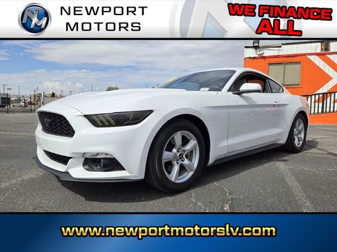 Used 2015 Ford Mustang Coupe image 1