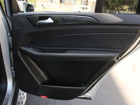 Used 2019 Mercedes-Benz GLS 450 4MATIC w/ Premium 1 Package image 27