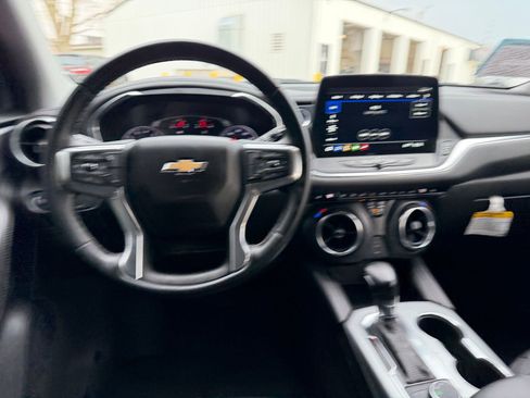 Used 2024 Chevrolet Blazer LT w/ LPO, Black Grille Bar Package image 13