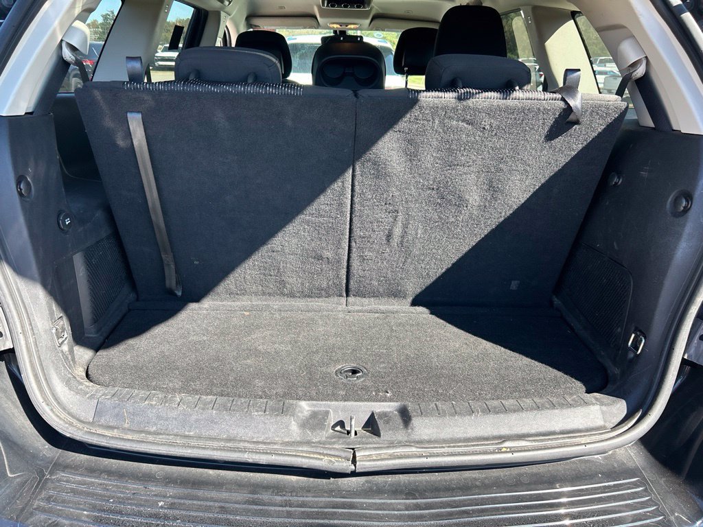 Used 2020 Dodge Journey SE w/ SE Popular Equipment Group FWD image 11