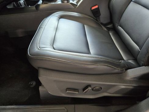 New 2025 Ford Bronco Badlands image 19