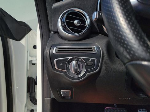 Used 2022 Mercedes-Benz C 300 Coupe image 18