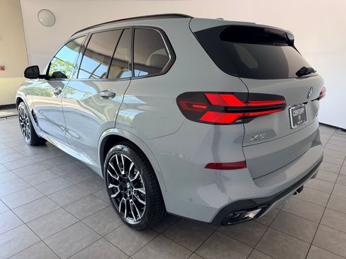 New 2026 BMW X5 xDrive50e w/ Executive Package AWD/4WD image 3
