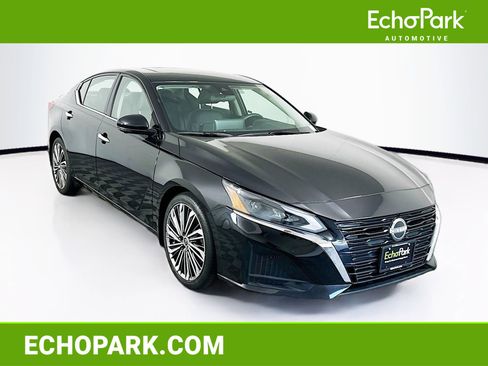 Used 2023 Nissan Altima 2.5 SL FWD image 1