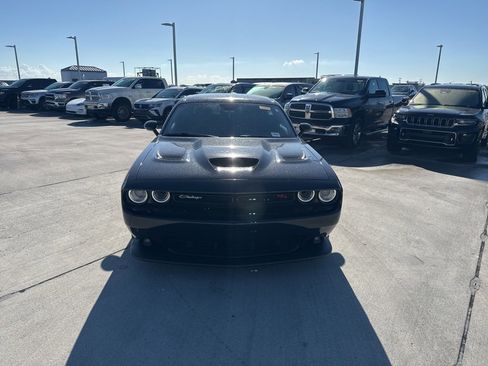Certified 2020 Dodge Challenger R/T Scat Pack image 3