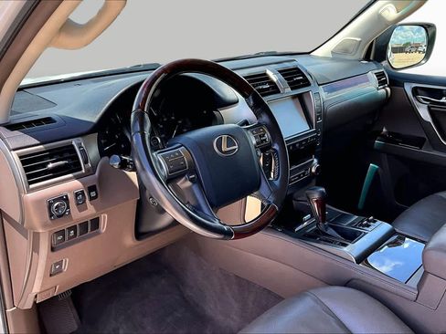 Used 2016 Lexus GX 460 AWD/4WD image 17