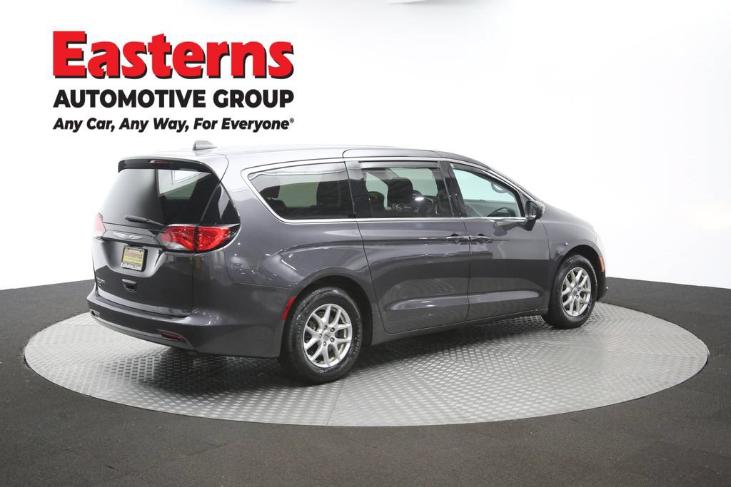 Used 2022 Chrysler Voyager LX FWD image 42