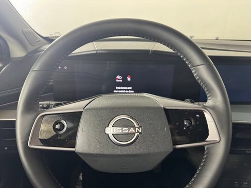 Used 2025 Nissan Murano SL AWD/4WD image 12