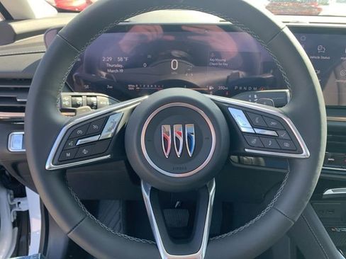 New 2026 Buick Envision Avenir image 15