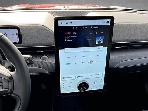 Used 2022 Ford Mustang Mach-E Premium image 5