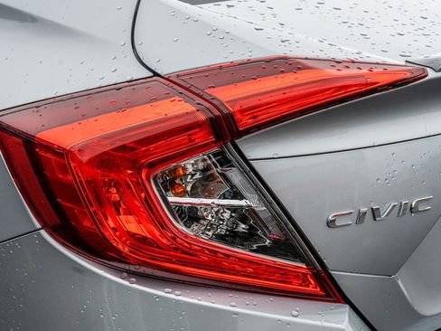 Used 2019 Honda Civic EX image 8