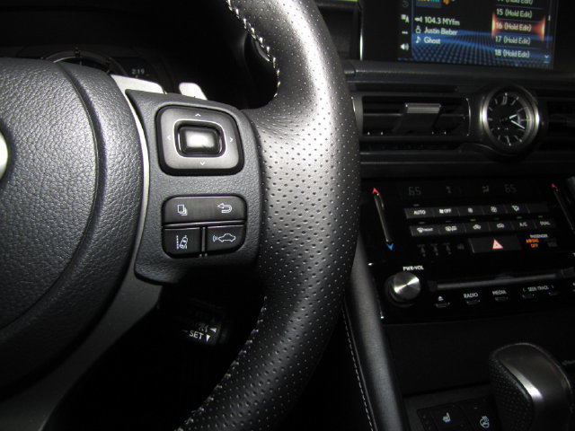 Used 2023 Lexus IS 350 F Sport w/ Accessory Package 2 RWD image 29