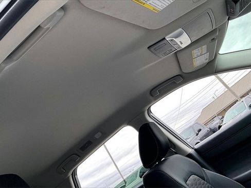 Certified 2025 Nissan Pathfinder SV image 26