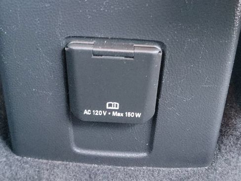 Used 2022 Chevrolet Trax LT w/ LT Convenience Package FWD image 24