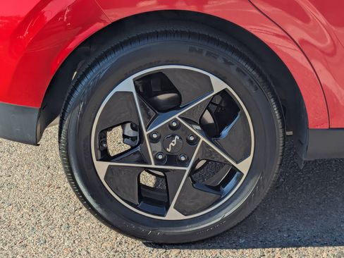 Certified 2023 Kia Soul EX image 7