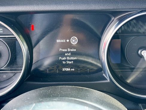 Used 2023 Jeep Wrangler Unlimited Sahara w/ Cold Weather Group AWD/4WD image 13