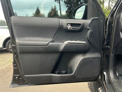 Used 2019 Toyota Tacoma TRD Pro image 22