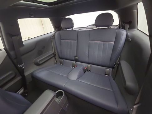 Certified 2025 MINI Cooper S image 24