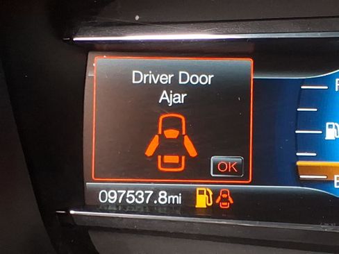 Used 2018 Ford Explorer Sport w/ Equipment Group 401A image 25