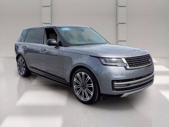 Used 2026 Land Rover Range Rover Long Wheelbase SE AWD/4WD image 7