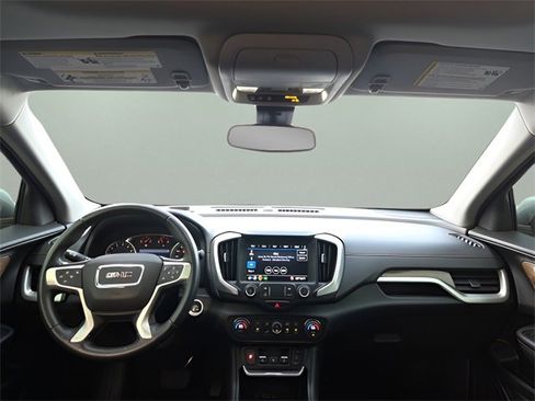 Used 2021 GMC Terrain SLE w/ Driver Convenience Package image 10