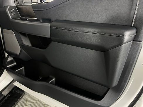 Used 2024 Ford F250 Lariat w/ Sport Appearance Package image 33