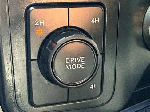 Used 2024 Ford F150 XLT w/ Equipment Group 302A MID image 39