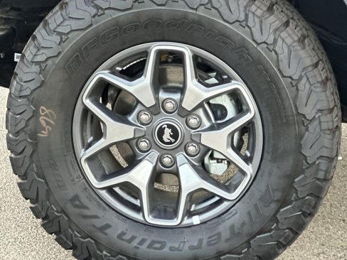 New 2025 Ford Bronco Badlands image 31