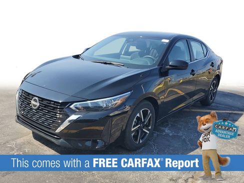 Used 2025 Nissan Sentra SV image 3